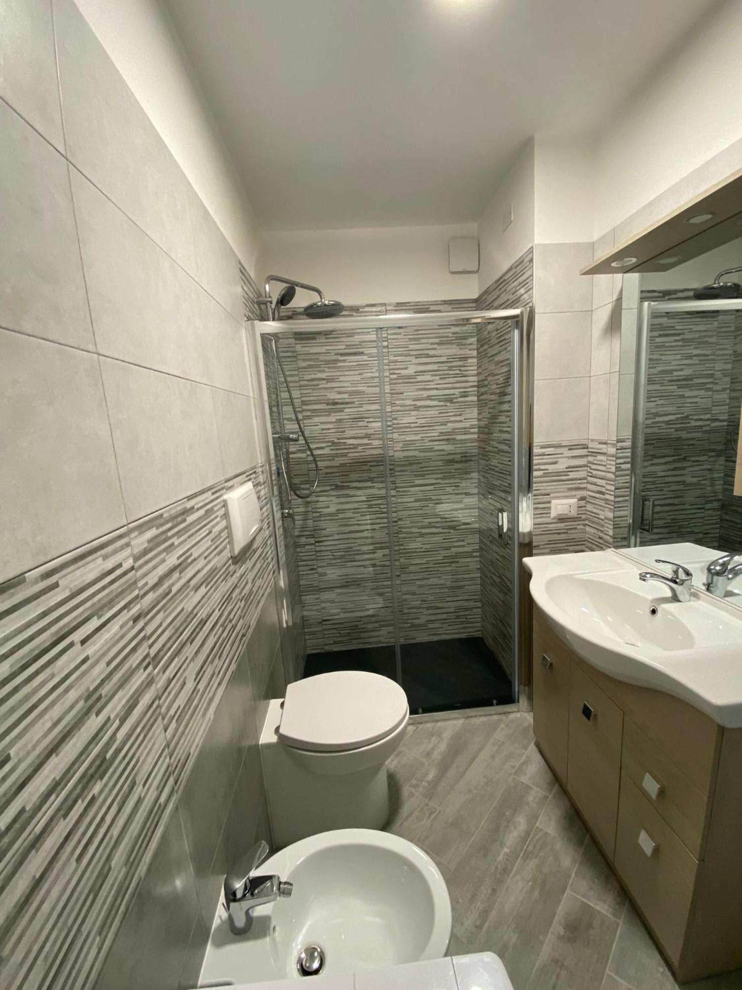 Suite Guesthouse A Pochi Passi Dal Mare ซัสซารี ภายนอก รูปภาพ