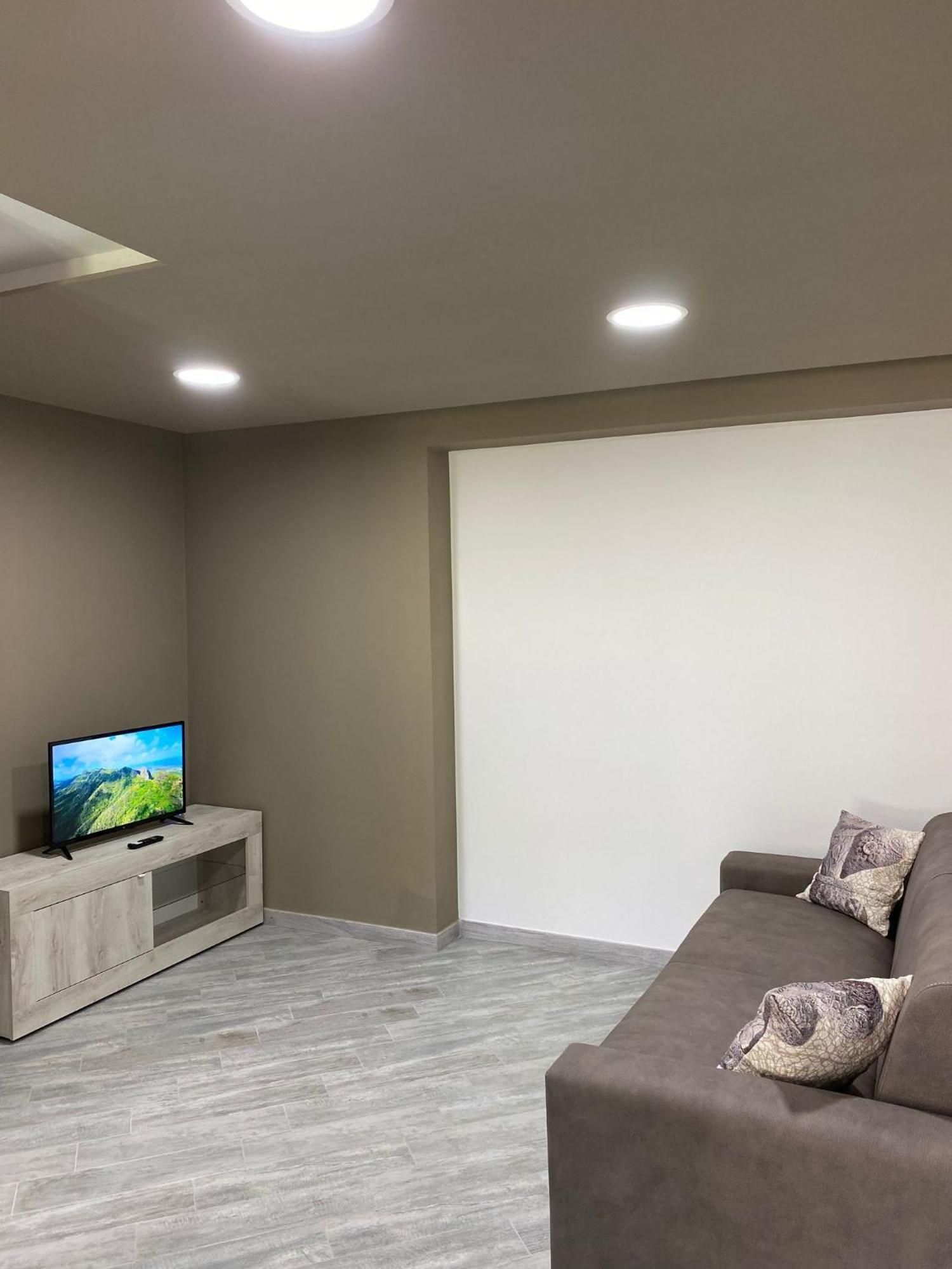 Suite Guesthouse A Pochi Passi Dal Mare ซัสซารี ภายนอก รูปภาพ