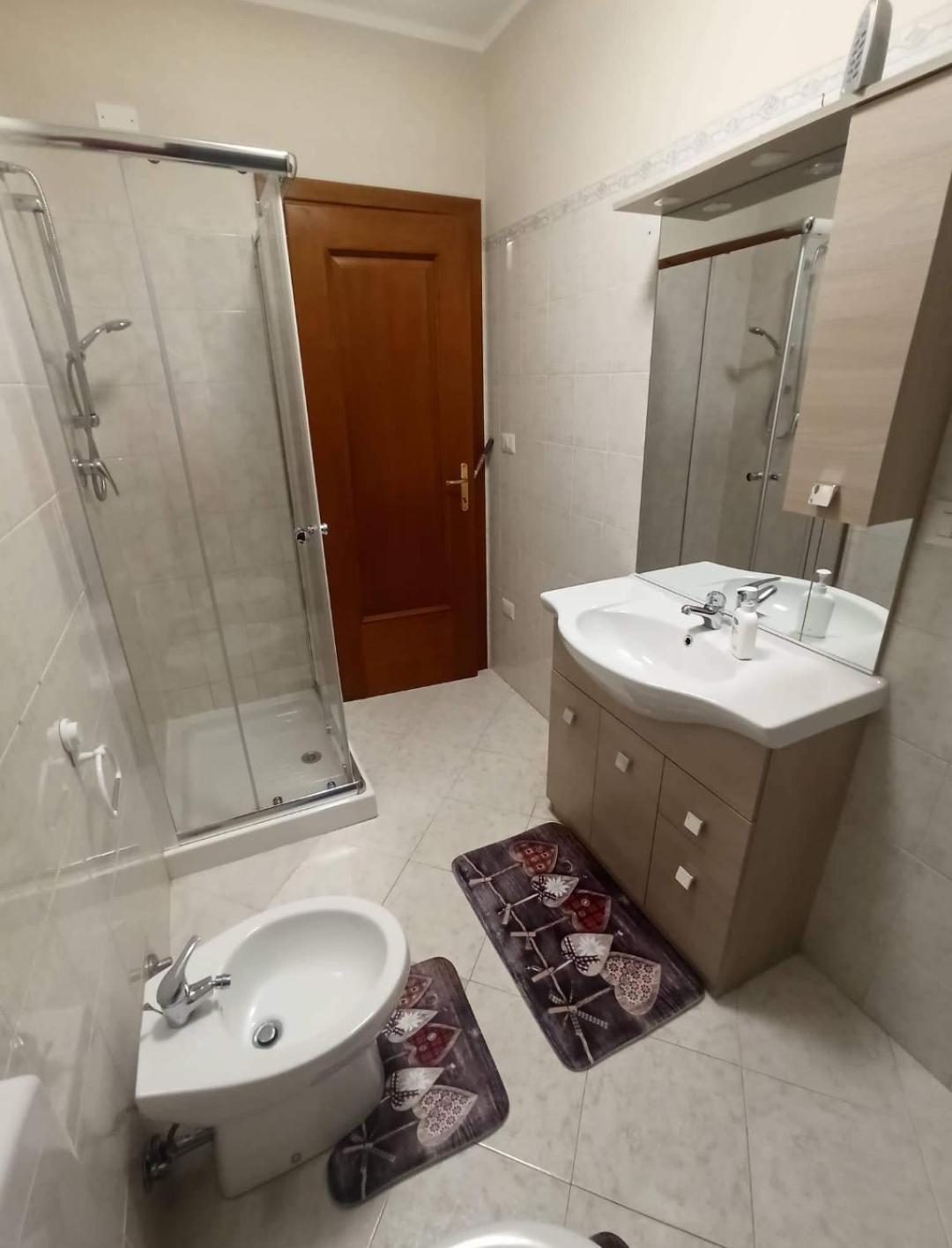 Suite Guesthouse A Pochi Passi Dal Mare ซัสซารี ภายนอก รูปภาพ